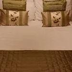 Luxe Apartments